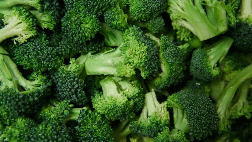 52 Year Old Musician Died After Eating Broccoli Sandwich