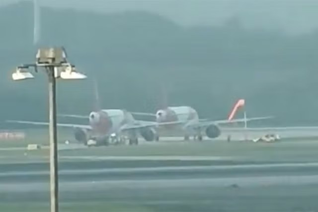 Manchester Airport Delayed Flights After Two easyJet Planes Clip Wings in Crash