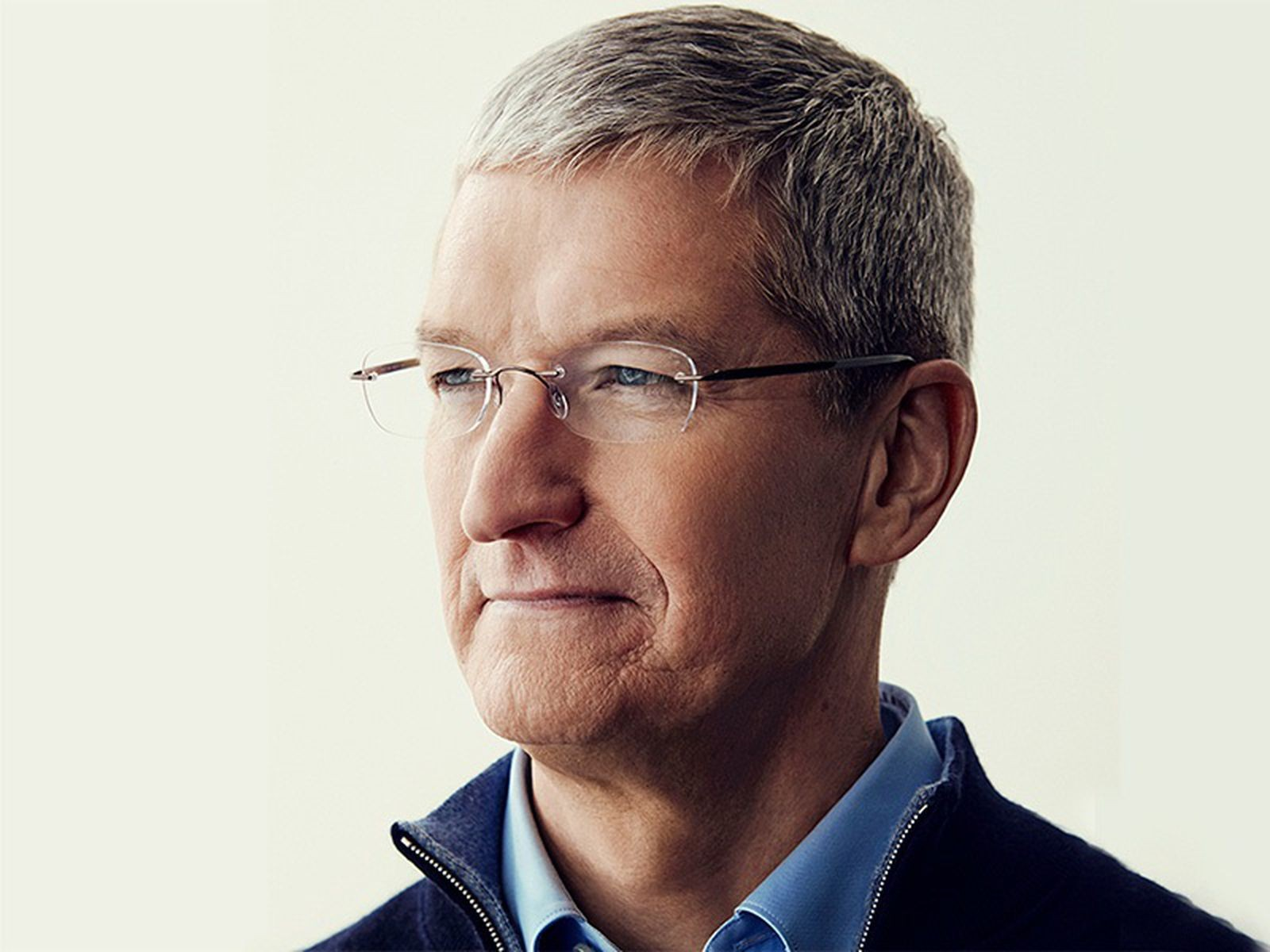 Tim Cook Told Employees Apple ‘must’ Win in AI